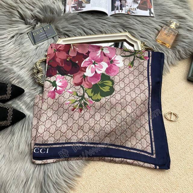 GUCCI圍巾 古馳熱賣款 經典真絲系列 天竺葵數碼印花 桑蠶絲真絲女絲巾  llwj6660